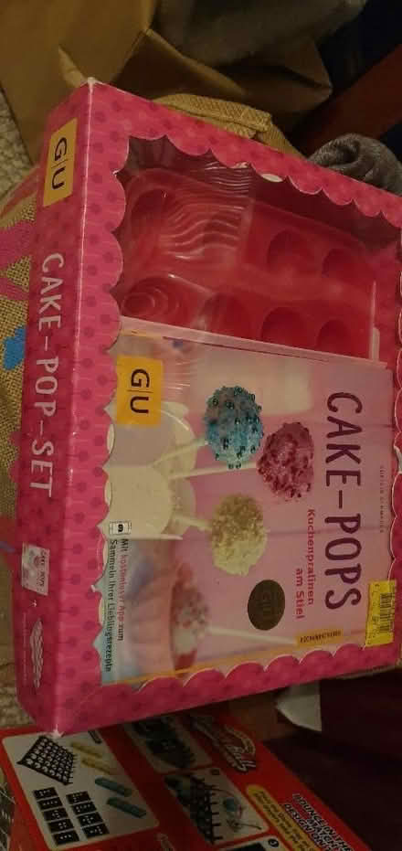 Photo of free Cake pops set (Headington OX3) #1