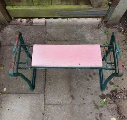 Photo of free Garden kneeler (CT7) #2