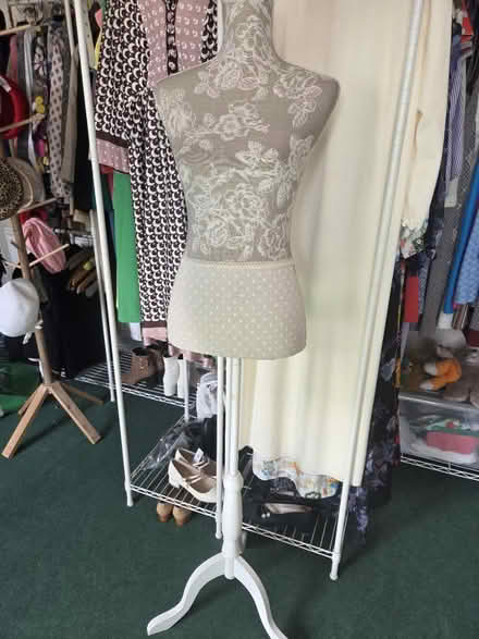 Photo of free Decorative mannequin (CT20) #3