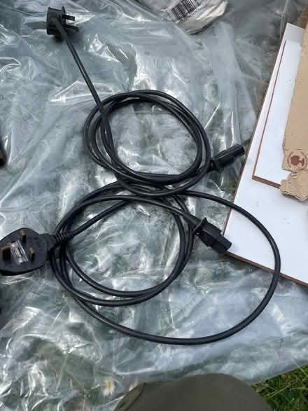 Photo of free 2 power leads (Waterlooville) #1