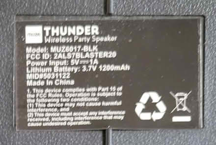 Photo of free Muse Thunder Speaker - Unreliable (Bellevue-Redmond) #2