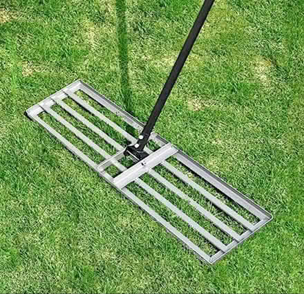 Photo of Lawn Lute or some metal shelving uprights (Goffs Oak EN7) #1