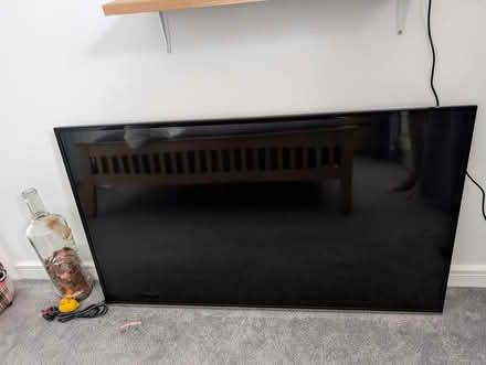 Photo of free TV Hisense 4k 49 inches (Prittlewell, SS2) #1