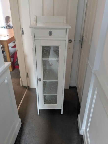 Photo of free Bathroom cabinet (Mitcham/collierswood CR4) #2