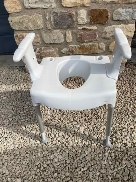 Photo of free Universal toilet frame (Halton LA2) #1
