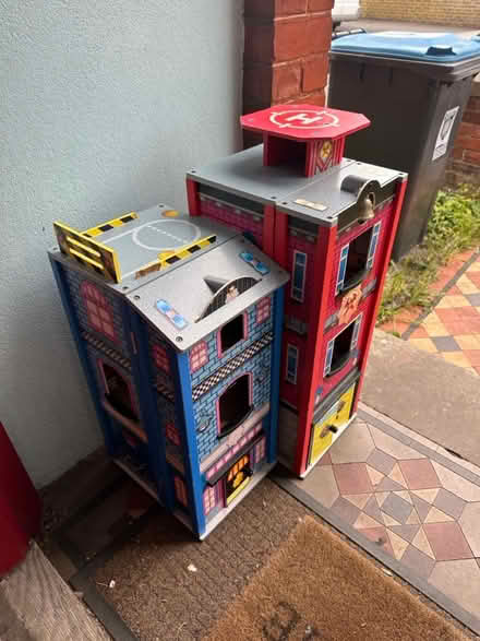 Photo of free Large ELC Fire & Police Station (Hemel Hempstead, HP2 area) #1