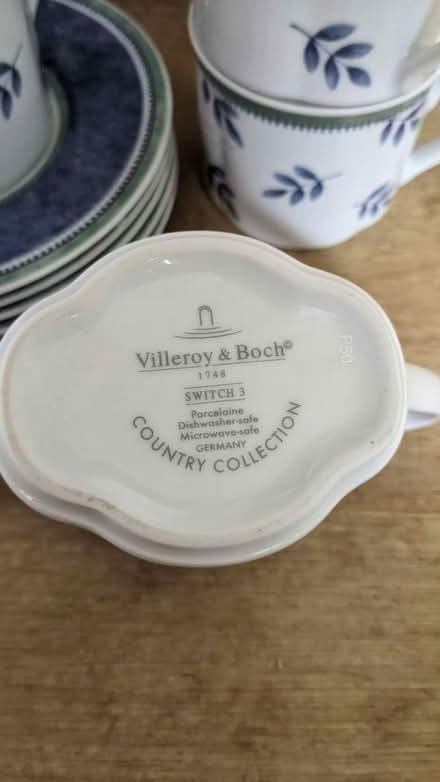 Photo of free Tea set (Carr Manor LS17) #2