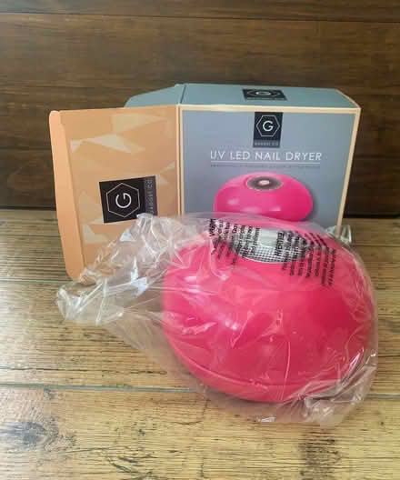 Photo of free UV LED nail dryer (Totteridge HW HP13) #1