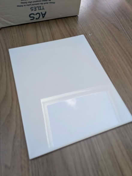 Photo of free White rectangular tiles (Diglis WR5) #2