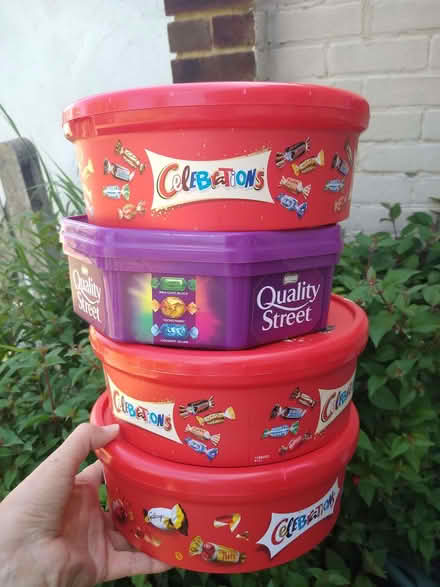 Photo of free 4 sweets tins (DA12) #1