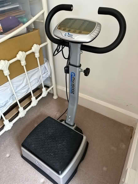 Photo of free Power VIBRO PLATE PM150D2 TRAINER (Brookvale RG21) #1