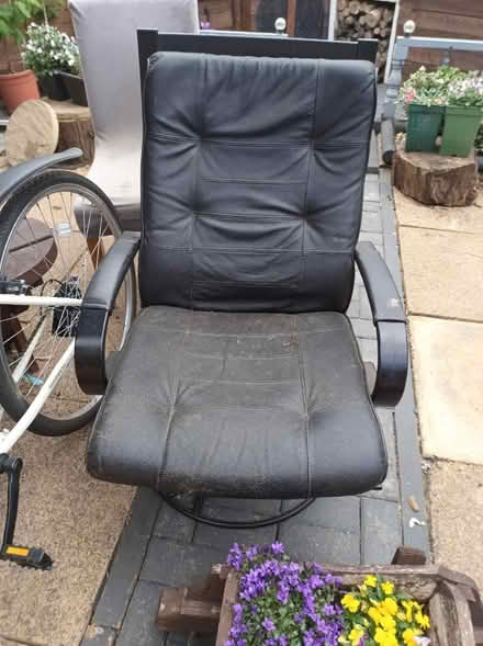 Photo of free Swivel chair (Watford WD18) #1