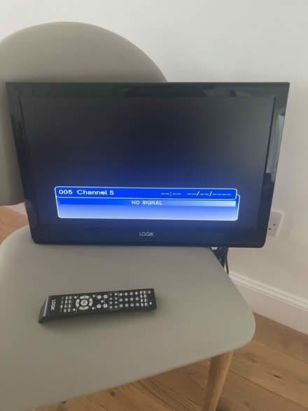 Photo of free Logic tv+dvd (Anniesland, glasgow, G12) #1