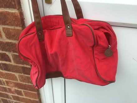 Photo of free Tommy Hilfiger holdall (Longlevens GL2) #1
