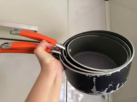 Photo of free 4 pots & lids (Darnley G53) #4