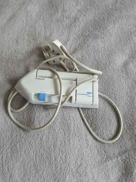 Photo of free Travel iron (Purley CR8) #1