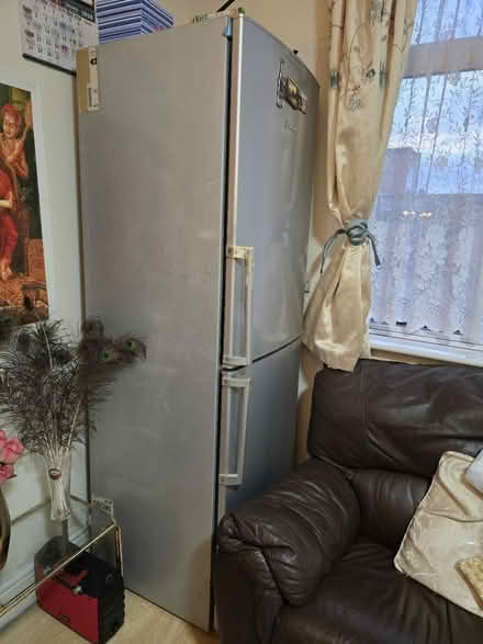 Photo of free Working Fridge Freezer (Le4 6qh) #1