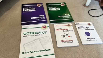 Photo of free GCSE Revision Guides (Epsom KT17) #2