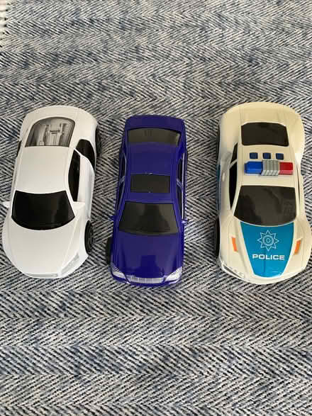Photo of free 3 plastic play cars (Emsworth PO10) #1