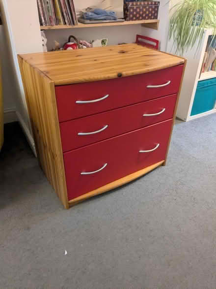 Photo of free Children's drawers (Mitcham/collierswood CR4) #1