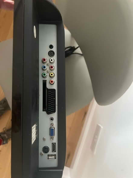 Photo of free Logic tv+dvd (Anniesland, glasgow, G12) #3
