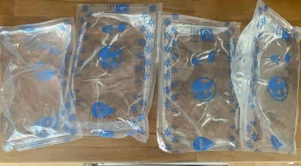 Photo of free 4 freezer packs (CT11) #1