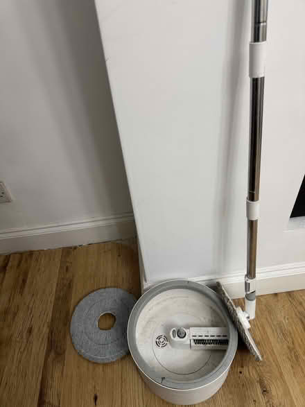 Photo of free Spin mop (BR2 near Bromley South Station) #1