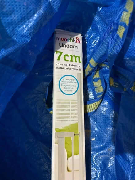 Photo of free Isofix car seat and other baby item (BR1) #1