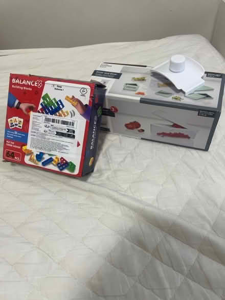 Photo of free Moving out - many items (Euston WC1H) #2