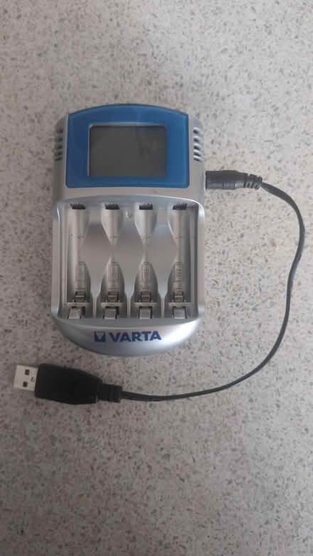 Photo of free USB Battery charger (GL5) #2