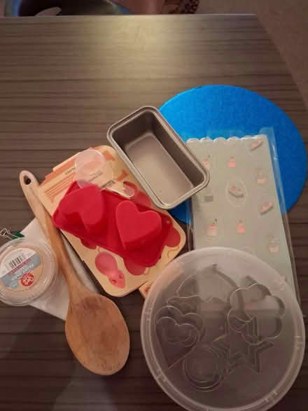 Photo of free Cake/baking items (Newcastle Centre NE1) #1