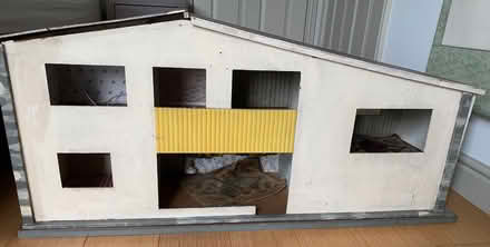 Photo of free Dolls House 1960s (Wanstead E11) #1