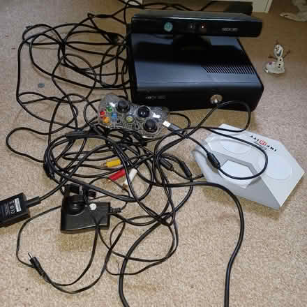 Photo of free X box 360 (Denton's Green WA10) #1
