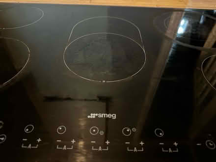 Photo of free 5 zone ceramic hob - SMEG (Benllech LL74) #2