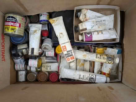 Photo of free Artist's paints (Woodley RG5) #2
