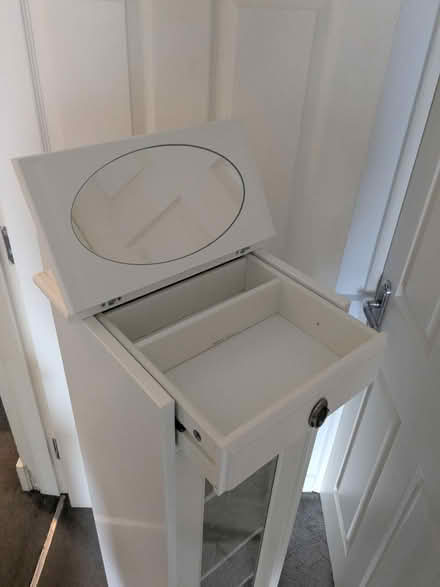 Photo of free Bathroom cabinet (Mitcham/collierswood CR4) #3