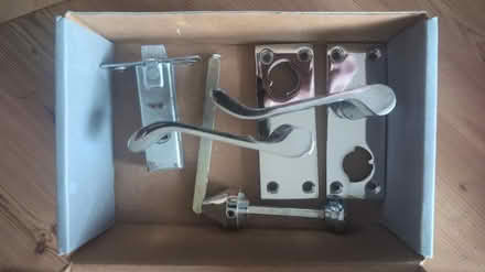 Photo of free door handles thumbscrew + latch (GL5) #1