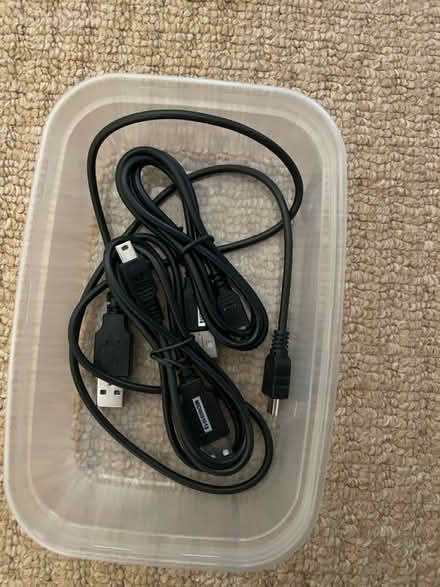 Photo of free USB cables (BS16) #1