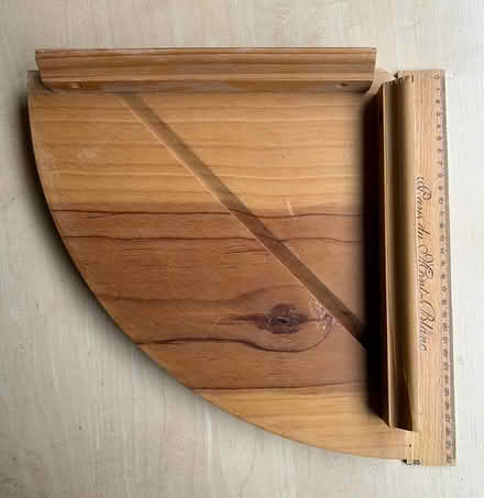 Photo of free Corner shelf (Wootton OX1) #1