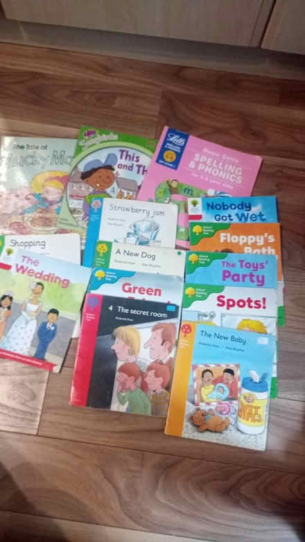 Photo of free Books for 3-5 years old children (OX4 Greater leys) #1