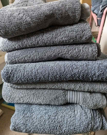 Photo of free Towels, no holes vgc (The Highlands TN39) #1