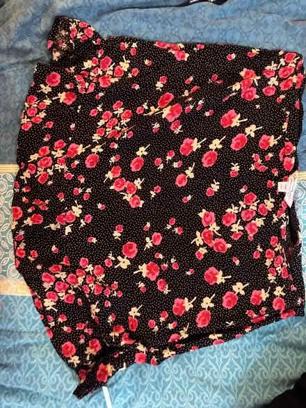 Photo of free Clothes/make up (Palmers Green N13) #2