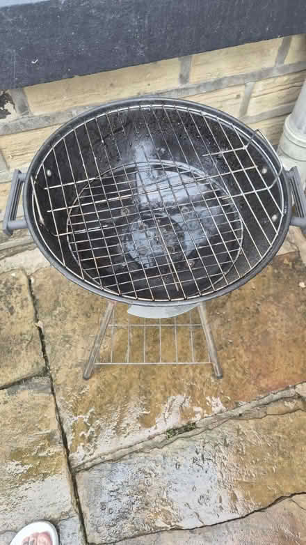 Photo of free BBQ, Kettle/Coal style (HX5) #2