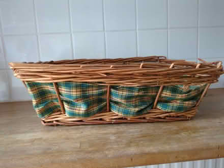 Photo of free Basket with tartan ribbon (Twickenham TW2) #1