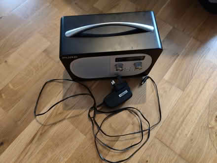 Photo of free DAB radio (Queens Park W10) #3