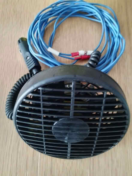 Photo of free 12V Fan (Amersham HP7) #1