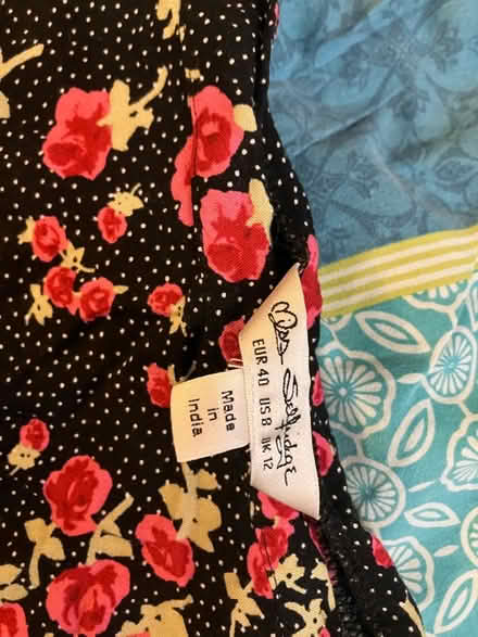 Photo of free Clothes/make up (Palmers Green N13) #3