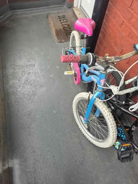 Photo of free Girls bicycle suit 5 to 8 yrs (Hackney.) #1