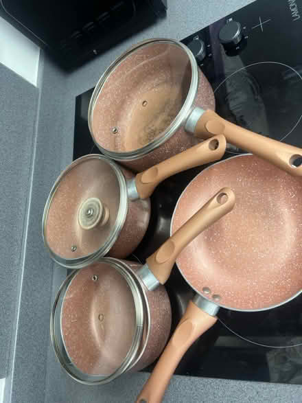 Photo of free Pots and pan (West bromwich) #1