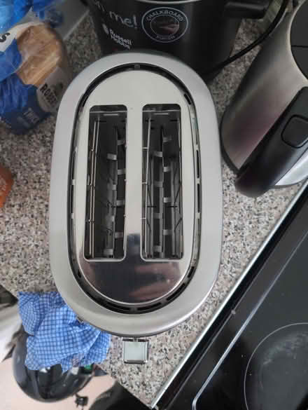 Photo of free Toaster (B64 7EN) #2